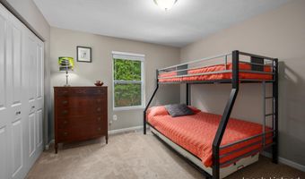 9231 Trafalgar Dr SE, Alto, MI 49302