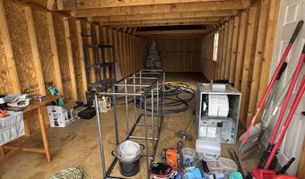 9123 E Pine Rd, Bloomfield, IN 47424