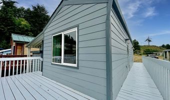 15577 HIGHWAY 101 #F3, Brookings, OR 97415