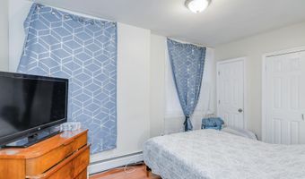 27 W 4TH St, Bayonne, NJ 07002
