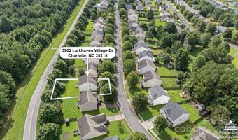 3902 Larkhaven Village Dr, Charlotte, NC 28215