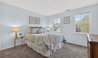 2 Stouffer Cir, Andover, MA 01810