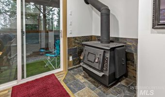 79 Sunset Loop, Cascade, ID 83611