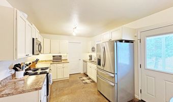 606 E Brown St, Alpine, TX 79830