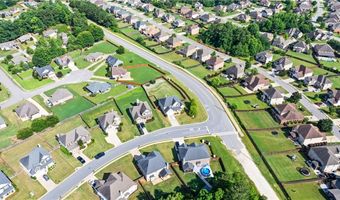 802 W RICHLAND Cir, Auburn, AL 36832
