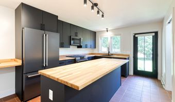 630 S PACA St, Baltimore, MD 21230