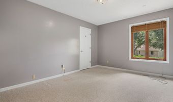 361 Country Woods Dr, Indianapolis, IN 46217