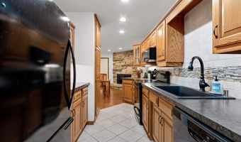 2661 NORTHERN Rd I, Appleton, WI 54914