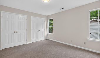 1209 Waterford Green Dr, Apex, NC 27502