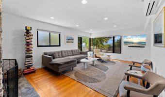 9586 Alto Dr, La Mesa, CA 91941