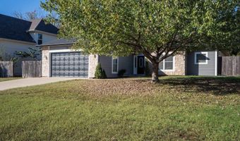214 Hillside Dr, Baldwin City, KS 66006