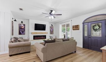 2055 County Road 1370, Alvord, TX 76225