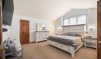 1272 Clubhouse Dr, Broomfield, CO 80020