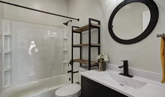 105 Sunburst Cir, Alexandria, IN 46001