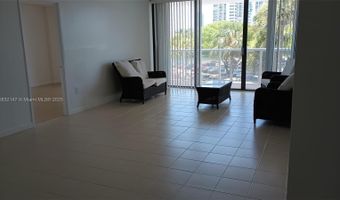 3731 N Country Club Dr 321, Aventura, FL 33180