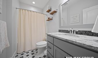 5354 Pinnacle Point Dr NE, Ada, MI 49301