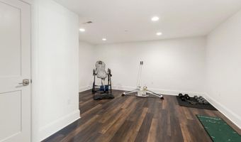 11 Crenshaw Ln 11, Andover, MA 01810