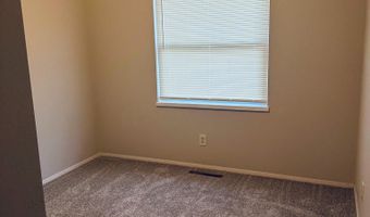 2104 W Runyan Ave, Artesia, NM 88210