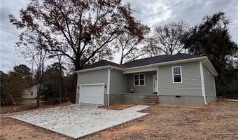 110 Bethune Ave, Aberdeen, NC 28315