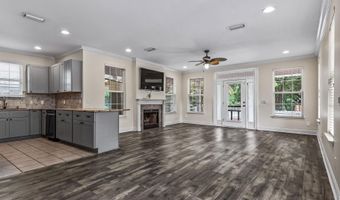 258 Prado St, Apalachicola, FL 32320