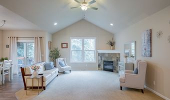 21022 JENNY MARIE Ln, Aurora, OR 97002