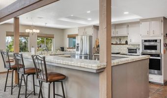 40461 Rock Mountain Dr, Fallbrook, CA 92028