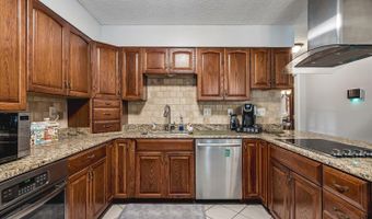 2605 SURREY WOOD Dr, Bartlett, TN 38134