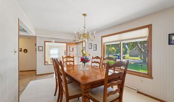 718 E LINDBERGH St, Appleton, WI 54911