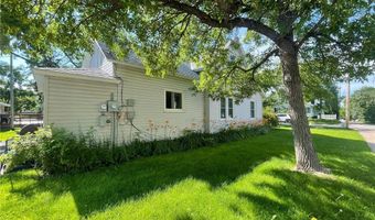 516 9th Ave W, Alexandria, MN 56308