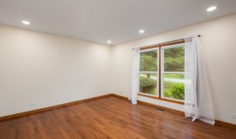 24200 W Deer Ridge Ln, Antioch, IL 60002