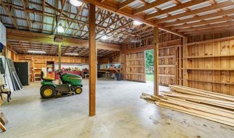 309 Main St, Adairsville, GA 30103