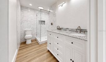 6513 ABACO Dr, Apollo Beach, FL 33572