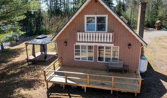 36 Lamb Farm Rd, Baileyville, ME 04694