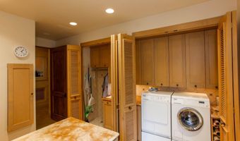 7206 Aviara Dr, Carlsbad, CA 92011