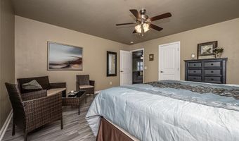 7609 NW 38th St, Bethany, OK 73008