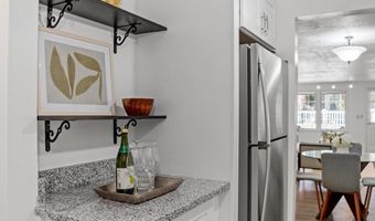 5 Elm St 1, Acton, MA 01720