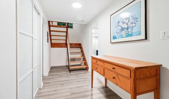 8004 PARK OVERLOOK Dr, Bethesda, MD 20817