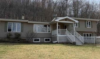 7422 Loy Rd, Arena, WI 53503