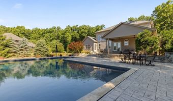 2820 Ashwood Dr, Alliance, OH 44601