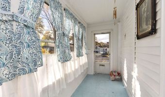 15 Main St, Allenstown, NH 03275