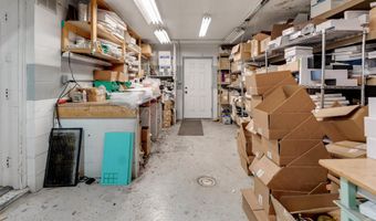 1916 S Wayne St, Auburn, IN 46706