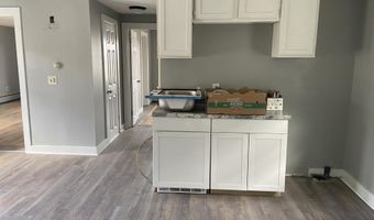 21 Laurel St, Augusta, ME 04330