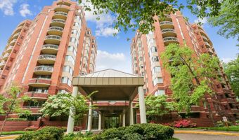 5800 NICHOLSON Ln 1-908, Rockville, MD 20852