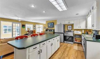 322 COLEMAN Rd, Alexander City, AL 35010