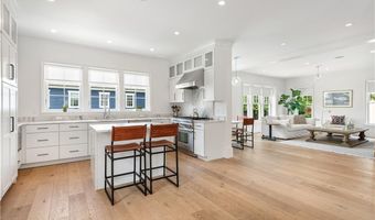 15 High St, Newport, RI 02840