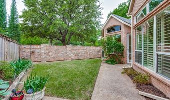 3752 Park Pl, Addison, TX 75001