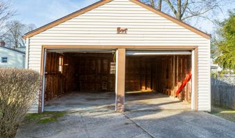 496 Burnsford Ave, Bridgeport, CT 06606