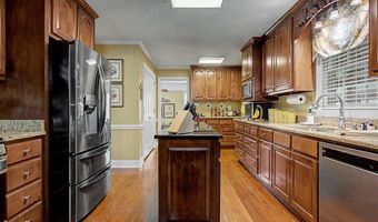 1732 Marbury Ln, Albany, GA 31707