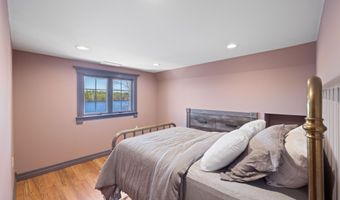93 Island View Rd, Acton, ME 04001