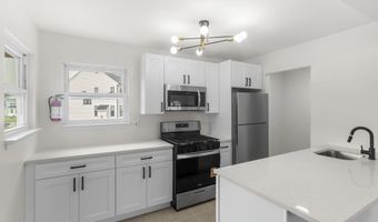 28 Anchorage Blvd, Bayville, NJ 08721